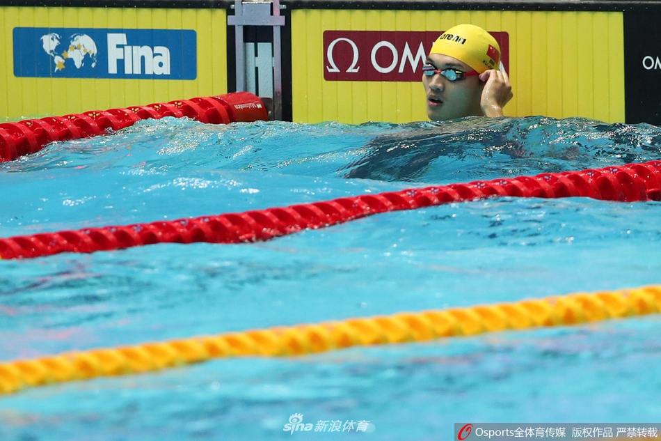 世锦赛男子50米仰泳半决赛 徐嘉余第6晋级