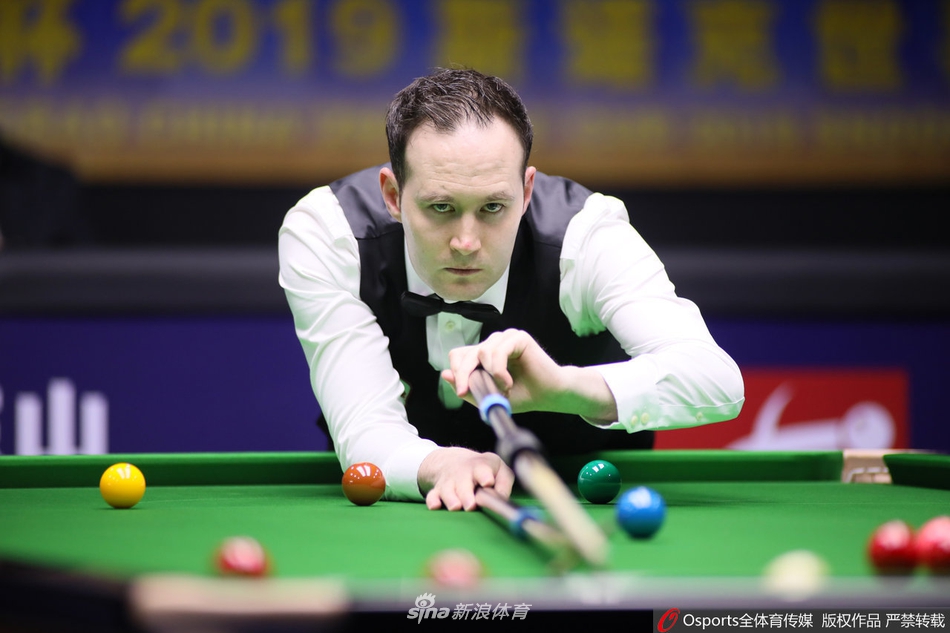 斯诺克世界公开赛第2轮 丁俊晖5-2晋级