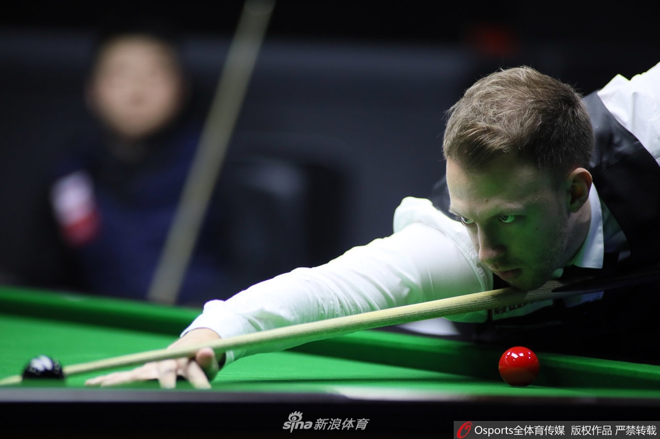 斯诺克世界公开赛第2轮：特鲁姆普5-3梁文博