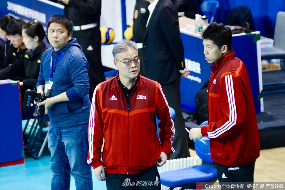 男排邀请赛中国3-2巴基斯坦