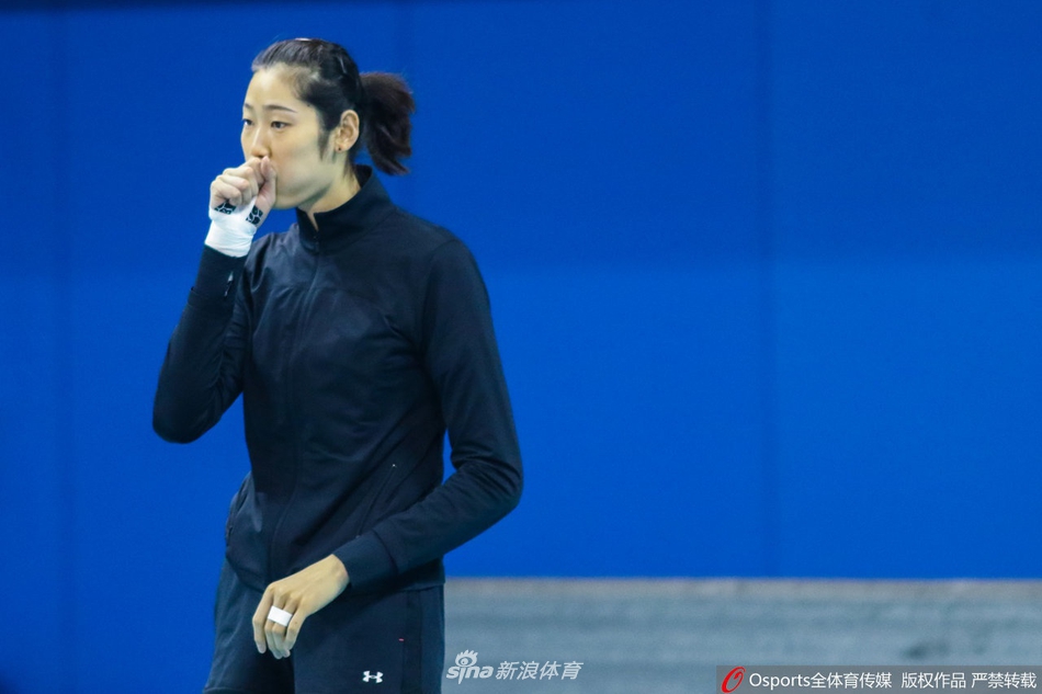 朱婷领衔天津女排备战总决赛第三场