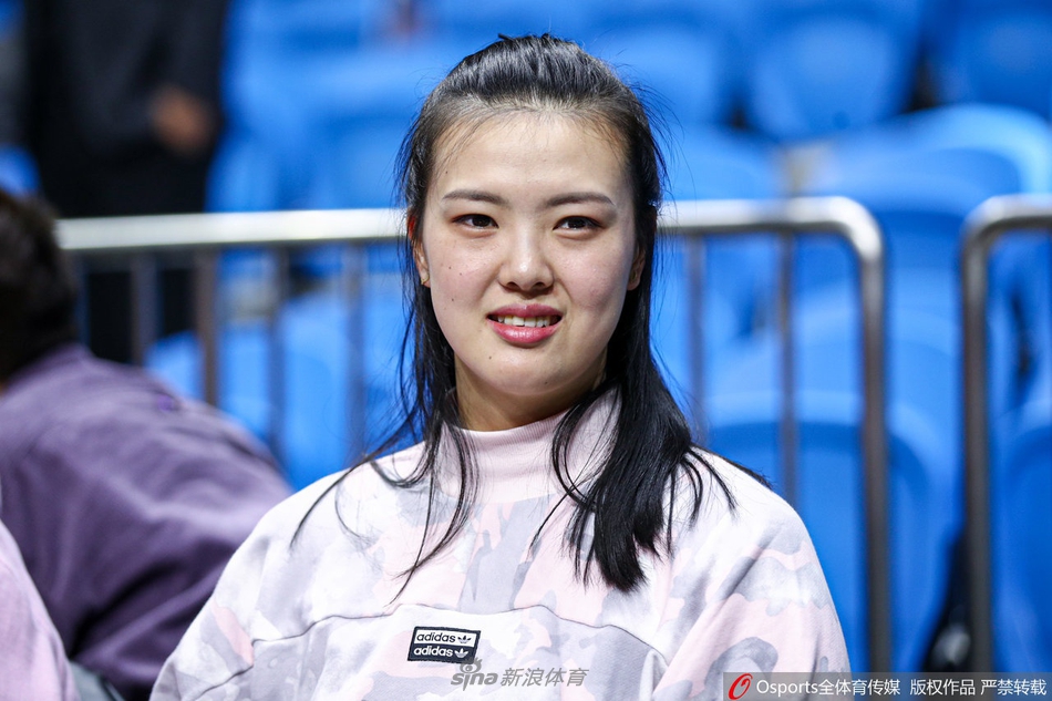 CBA全明星赛张常宁观战