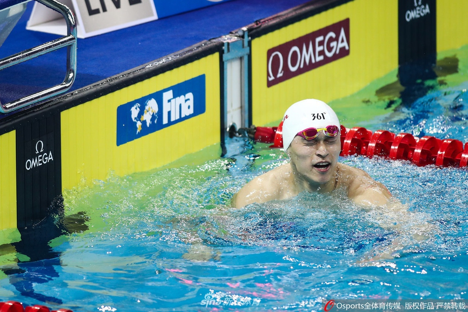 孙杨2020首秀屈居亚军