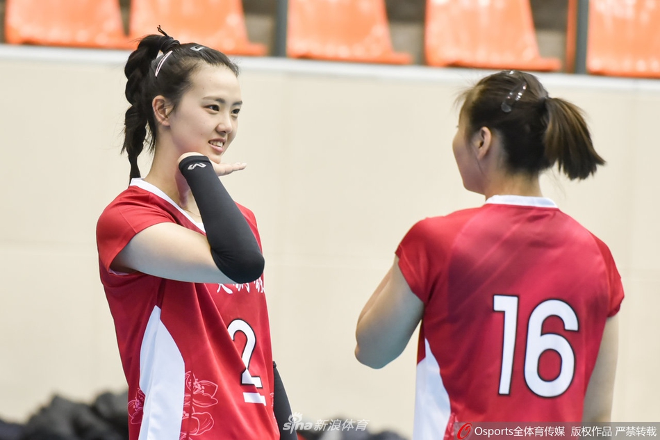 全运女排资格赛江苏3-0澳门