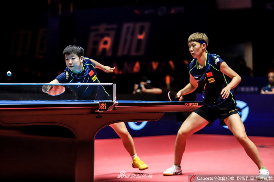 奥运模拟赛女双决赛：孙颖莎/王曼昱胜刘诗雯/陈梦