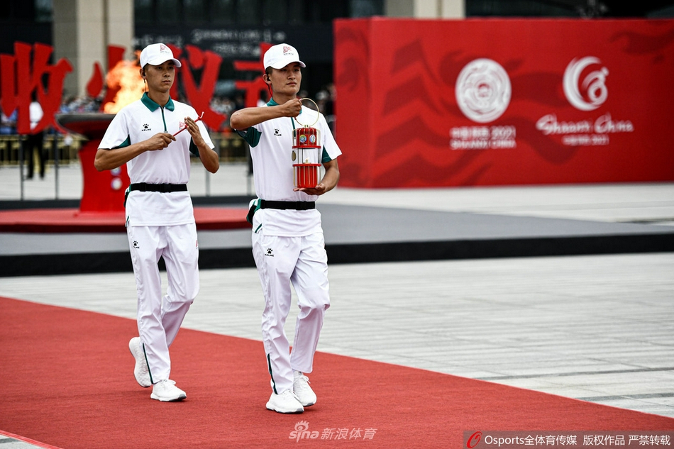 十四运会火炬开始在陕西传递