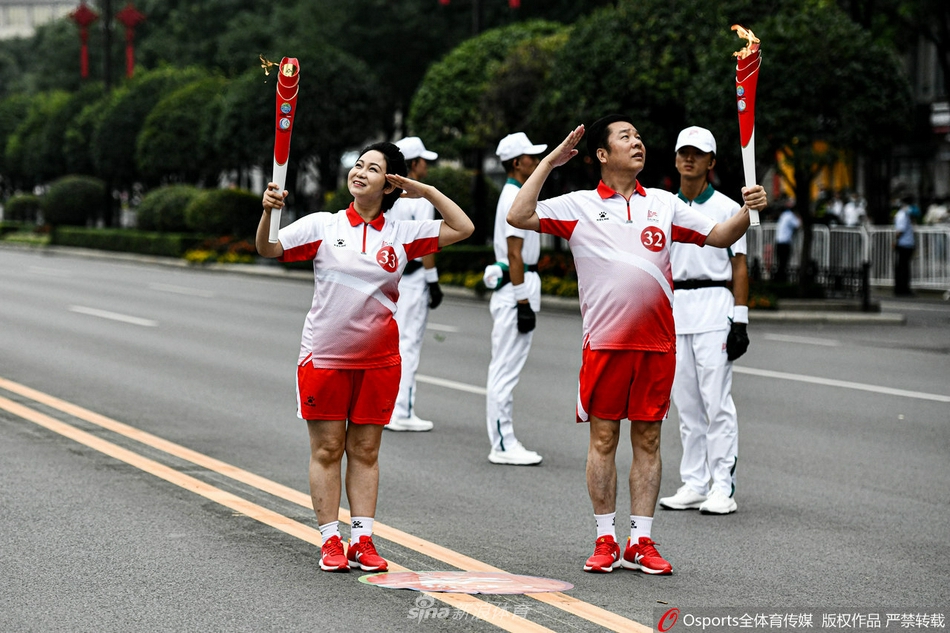 十四运会火炬开始在陕西传递