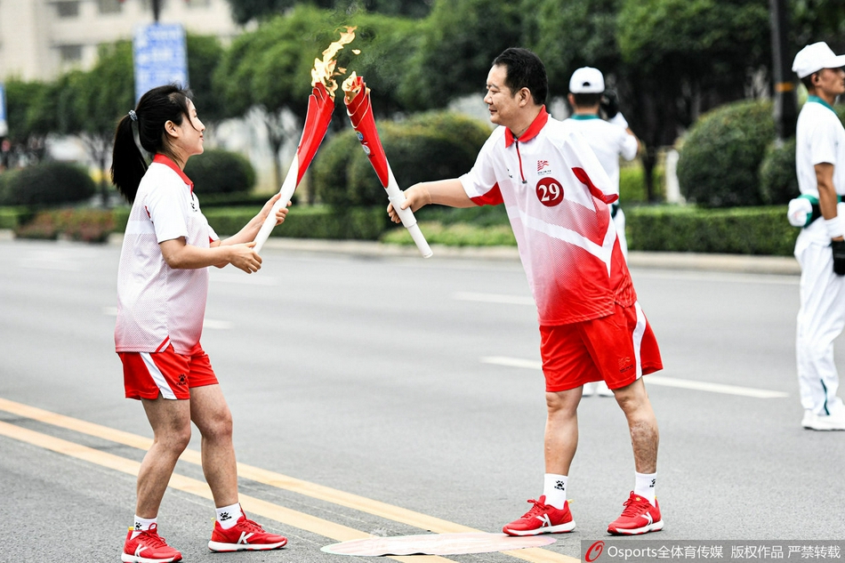 十四运会火炬开始在陕西传递