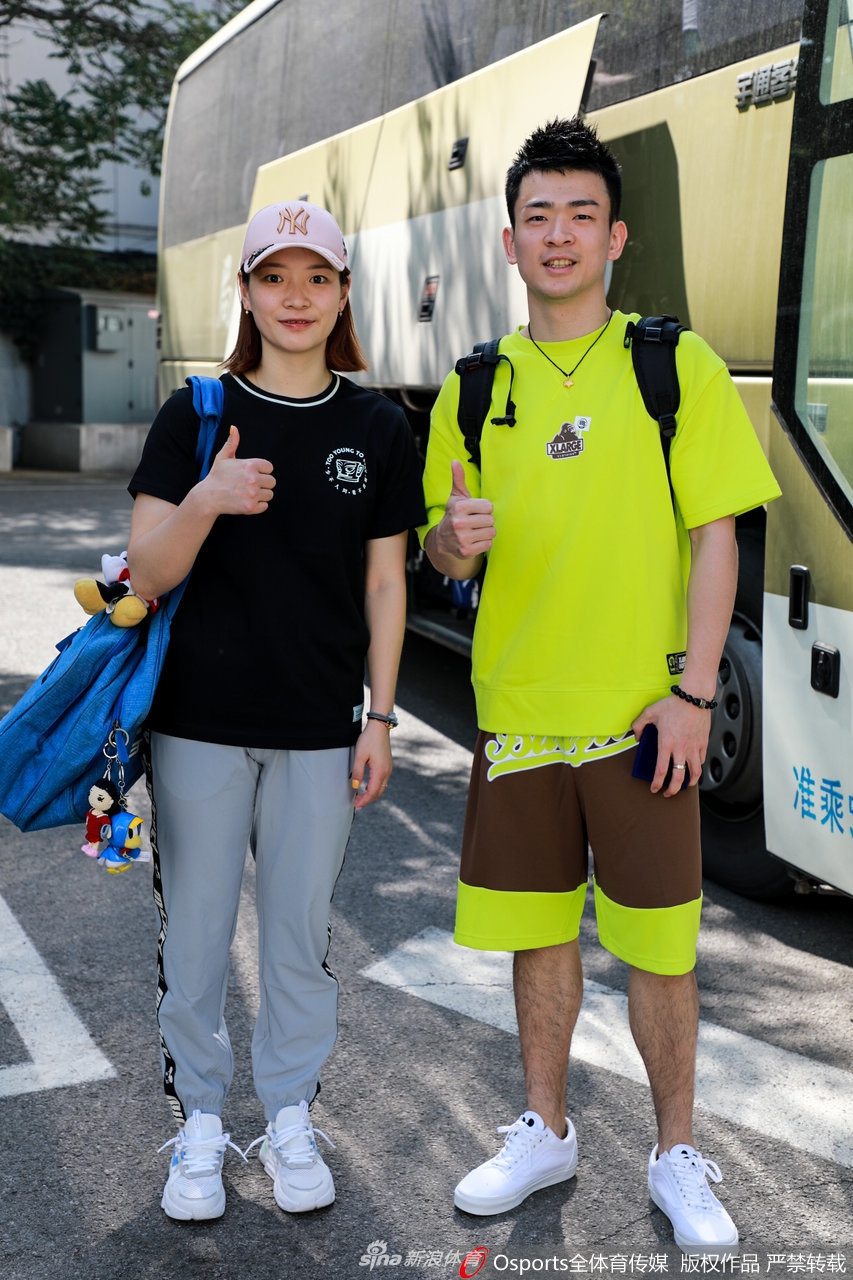 国羽集结赶赴成都备战世锦赛