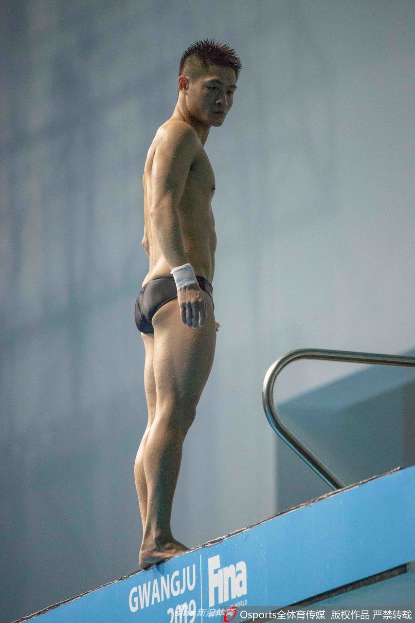 中国跳水队备战游泳世锦赛