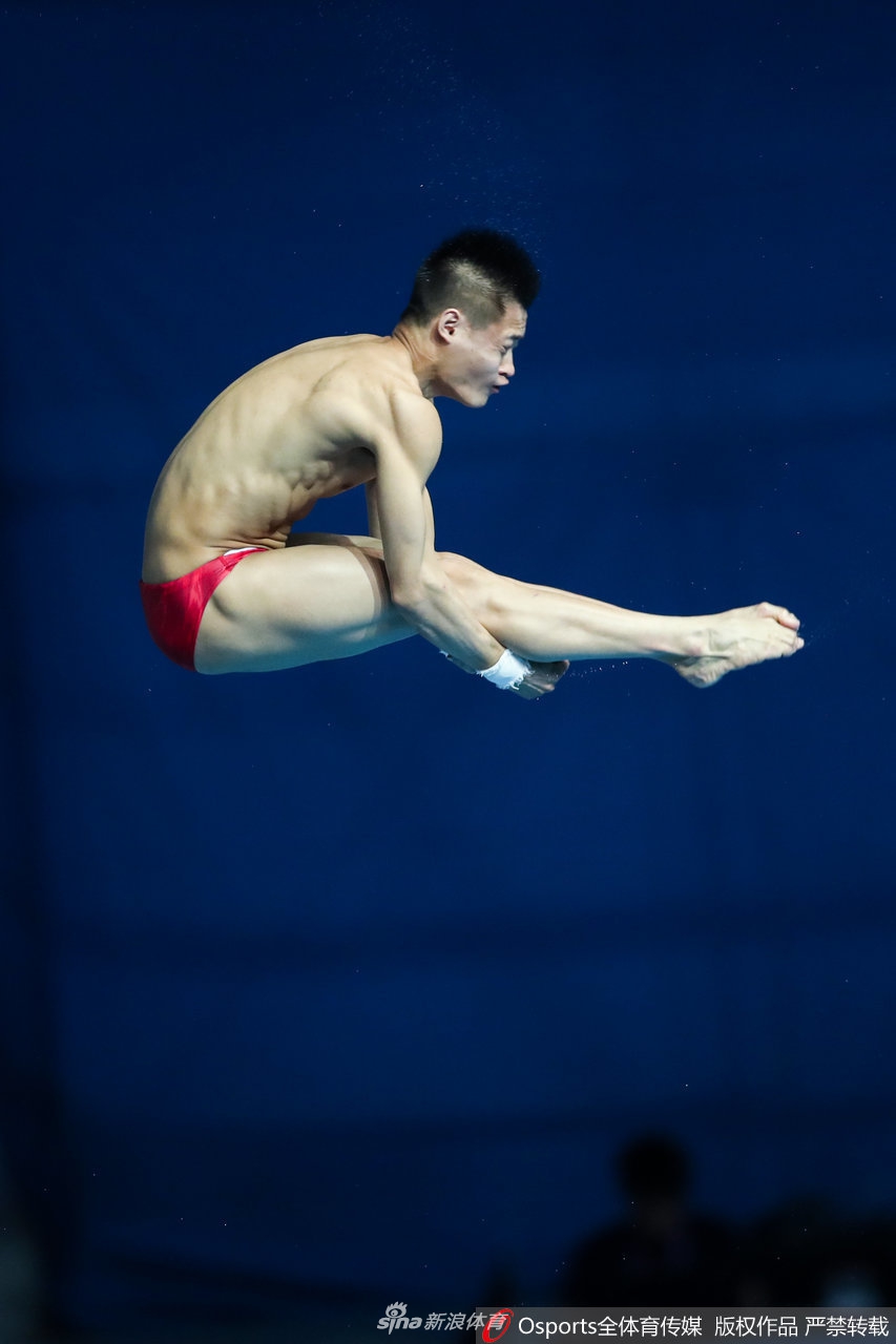 世锦赛跳水混合团体林珊/杨健夺冠