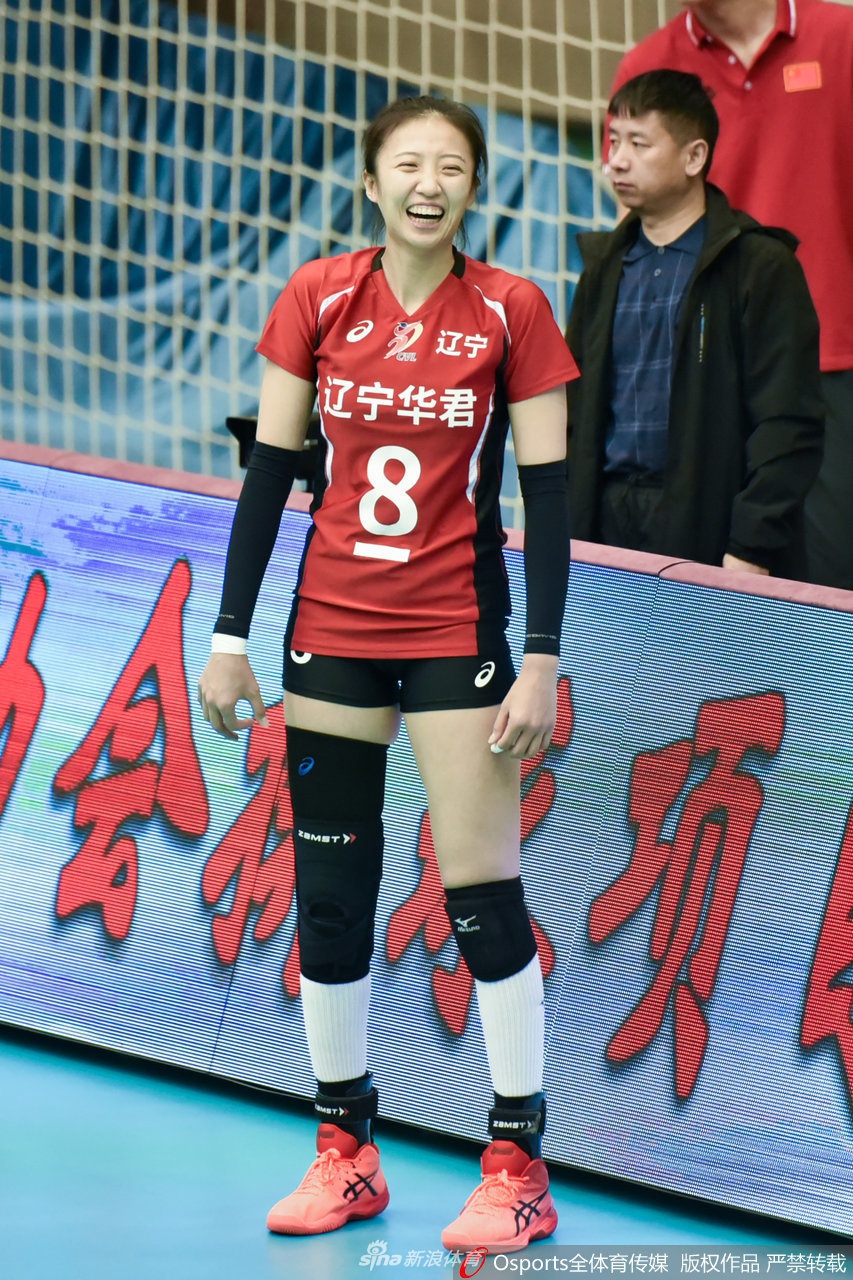 全运女排资格赛辽宁3-0河北