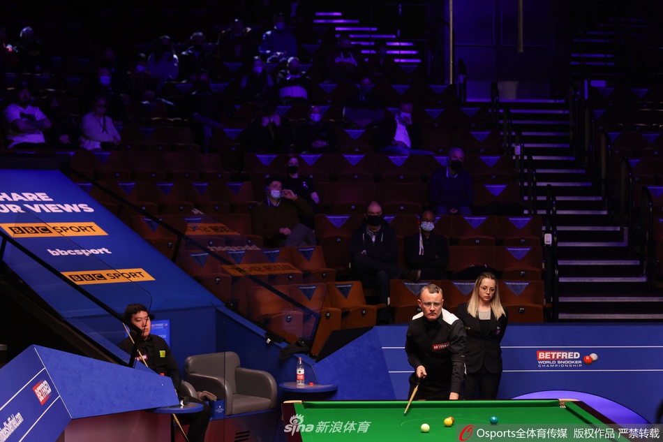 斯诺克世锦赛首轮：颜丙涛VS古尔德