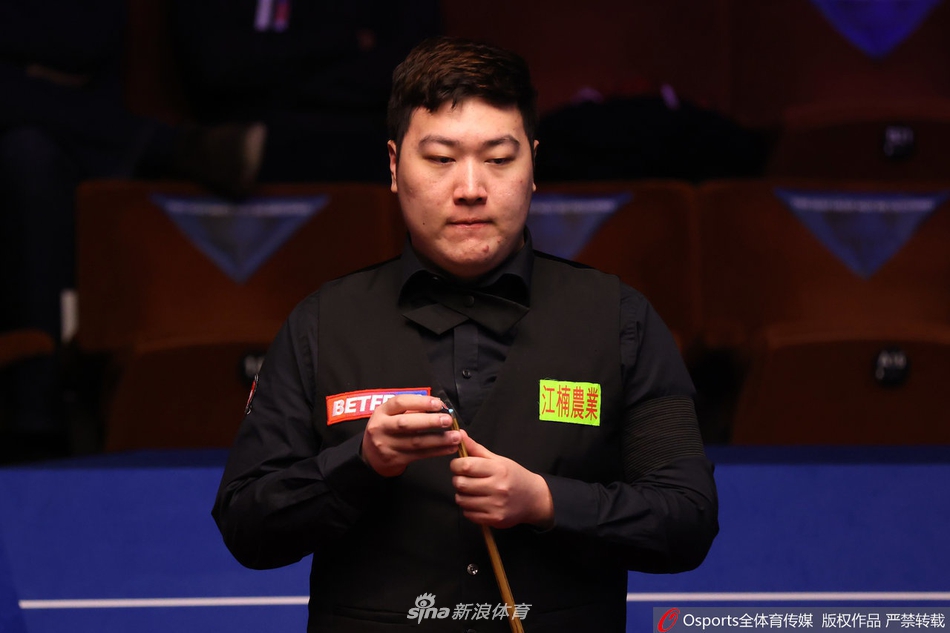 斯诺克世锦赛首轮：颜丙涛VS古尔德