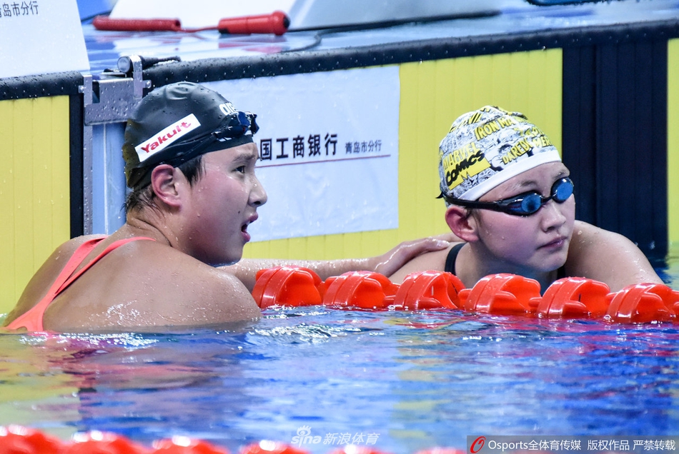 冠军赛王简嘉禾打破女子800米自由泳亚洲纪录