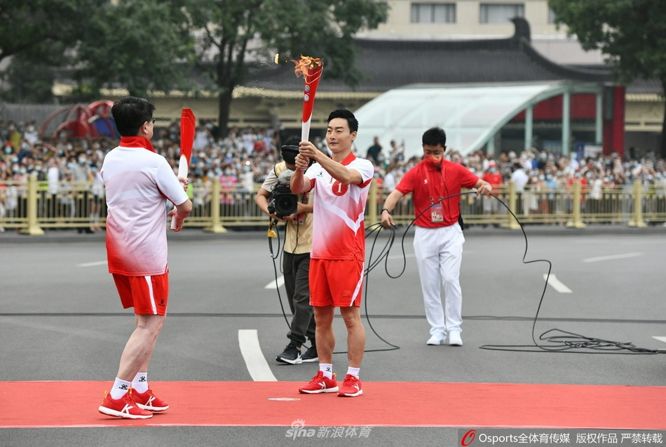 十四运会火炬开始在陕西传递