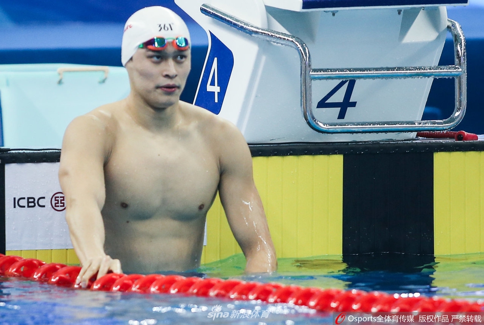冠军赛男子200米自由泳半决赛孙杨第一