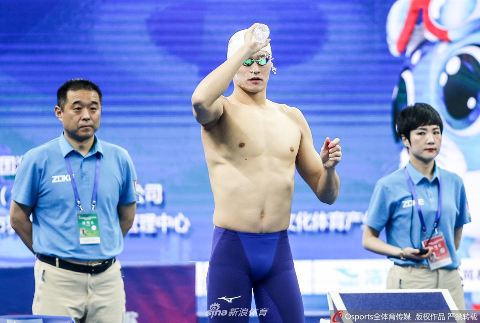 冠军赛男子200米自由泳孙杨夺冠