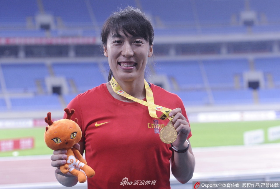 全锦赛吕会会打破女子标枪亚洲纪录