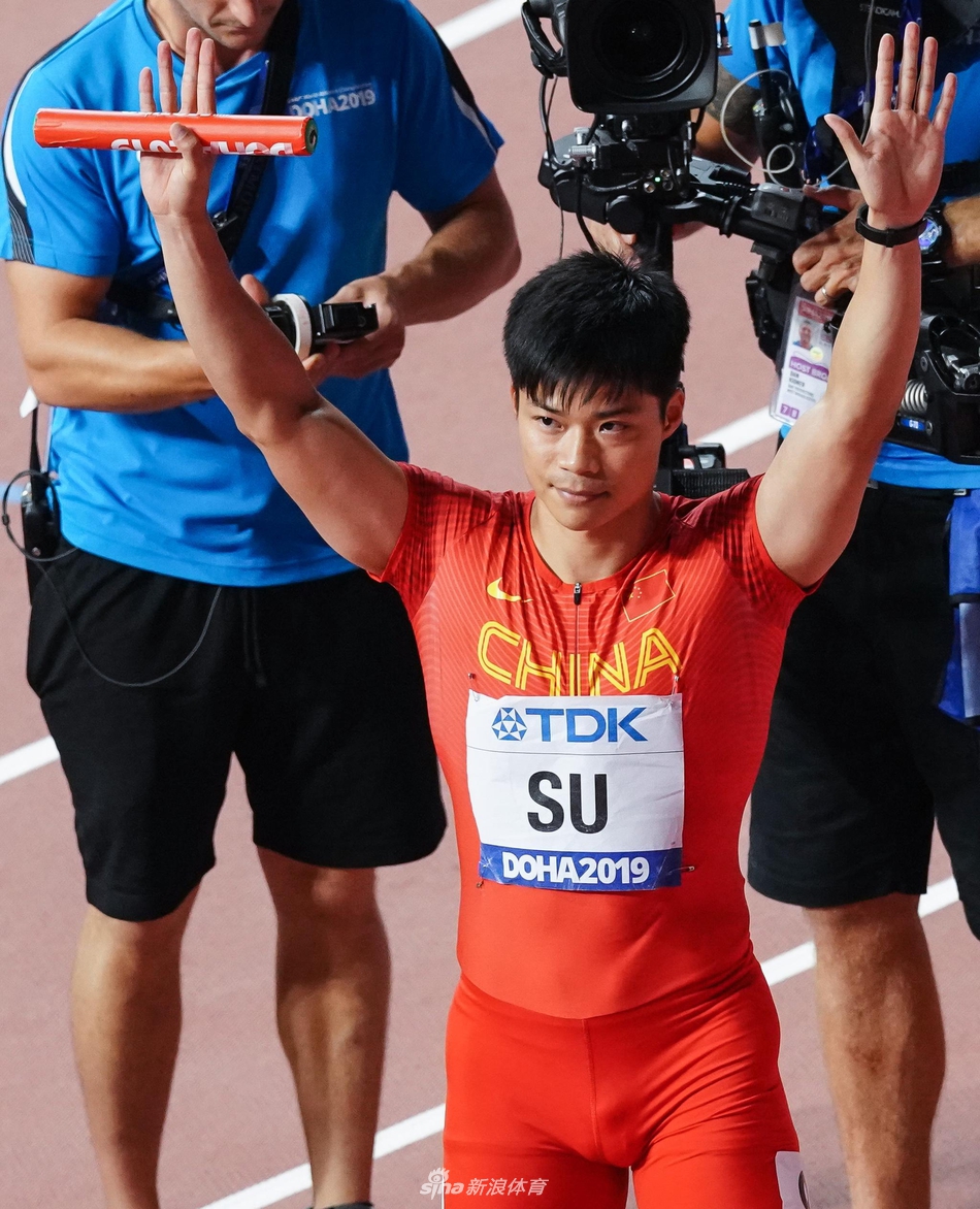 田径世锦赛男子4X100米接力 中国队晋级决赛