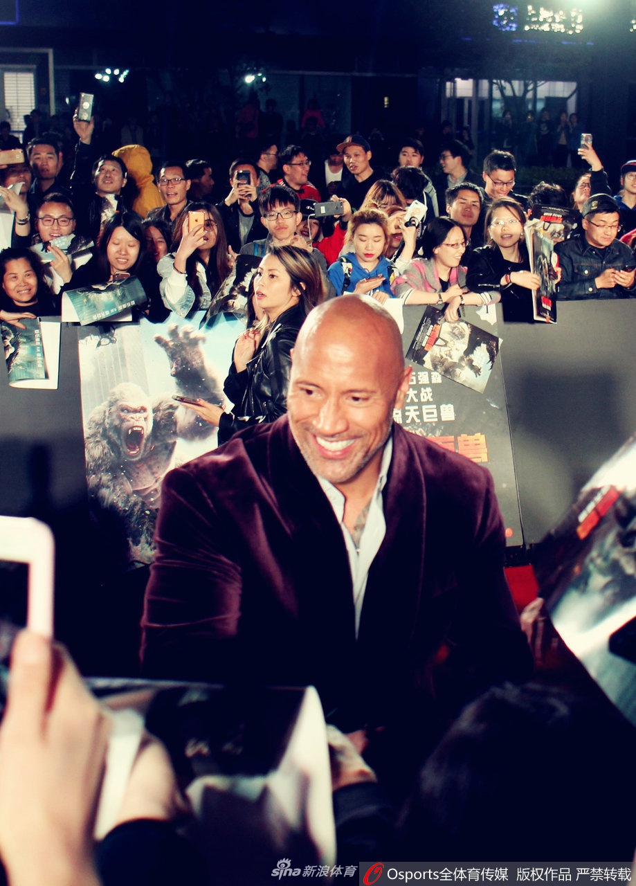 资料图：“巨石”强森新冠病毒确诊