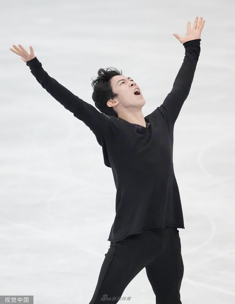 花滑世团赛 陈巍羽生结弦再对决