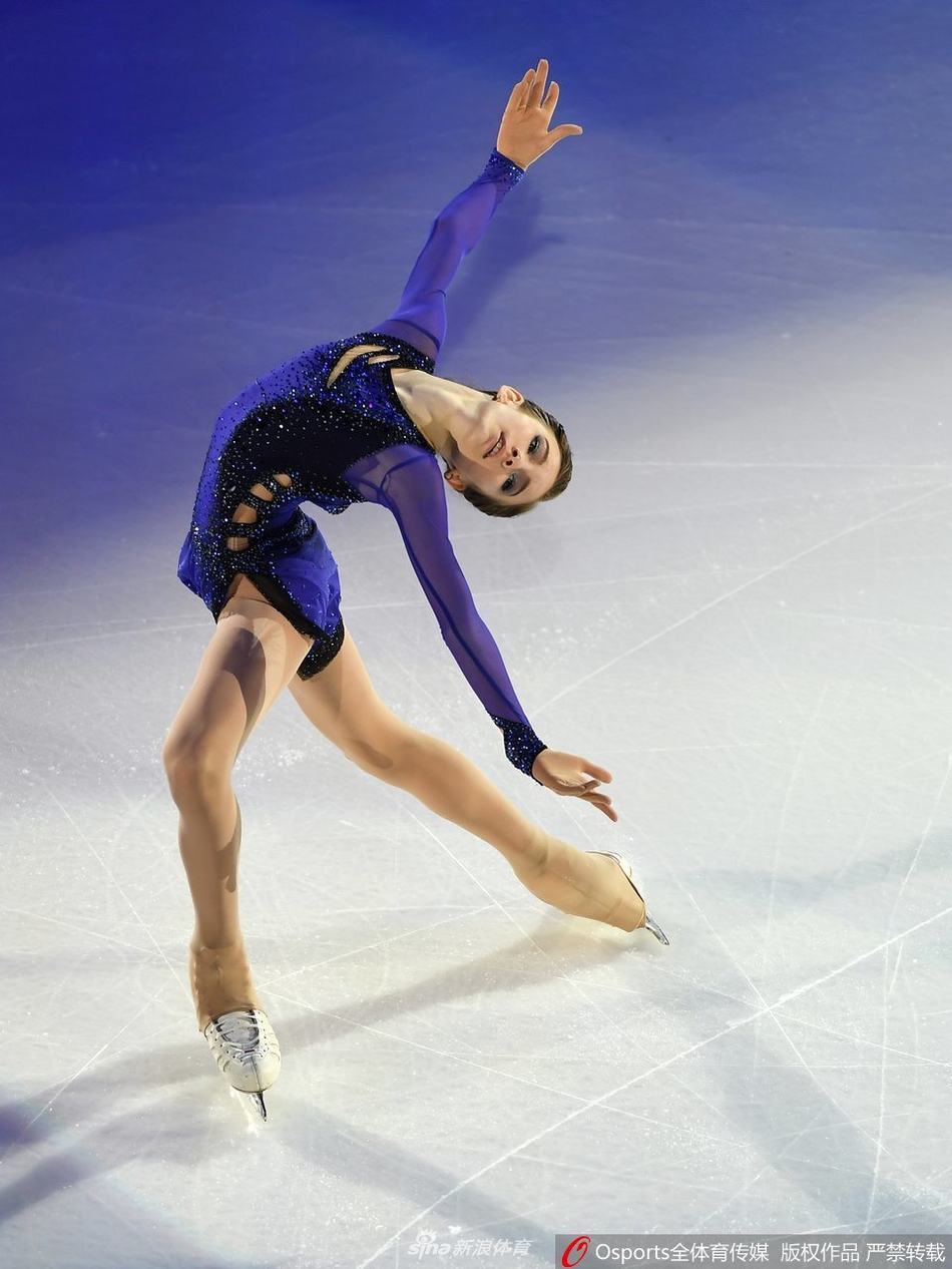 花样滑冰世青赛表演滑