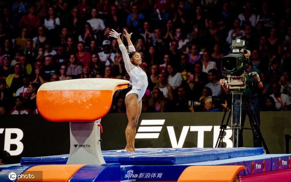 体操世锦赛女子全能 拜尔斯第五次封后