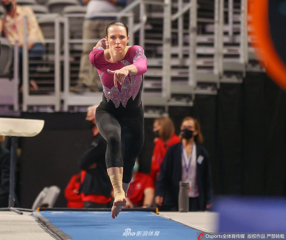 拜尔斯领衔出战全美体操锦标赛