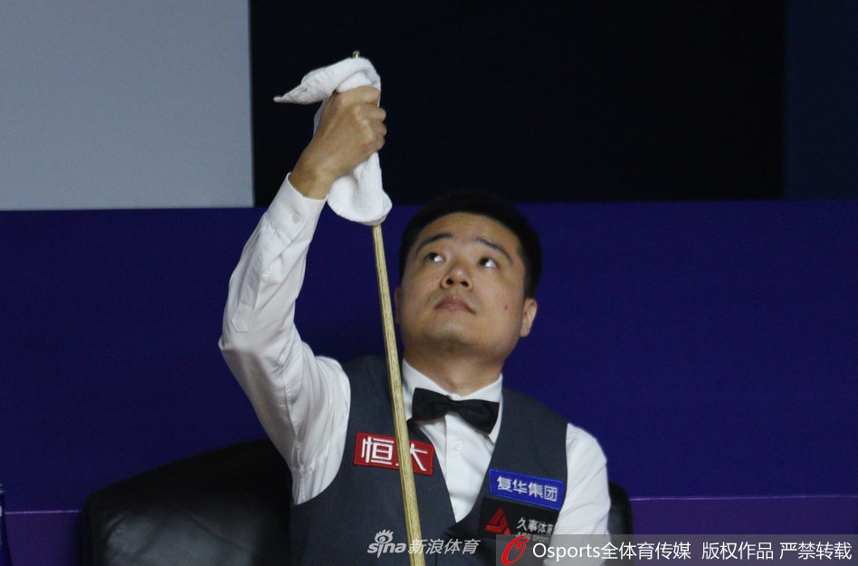 斯诺克上海大师赛1/8决赛:丁俊晖6-3艾伦