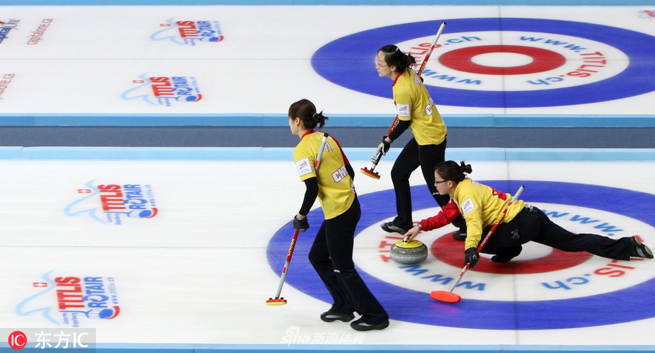 女子冰壶队队长王冰玉宣布退役