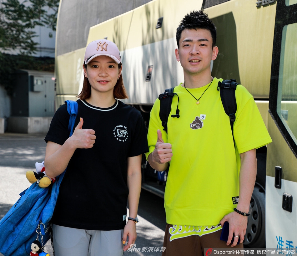 国羽集结赶赴成都备战世锦赛