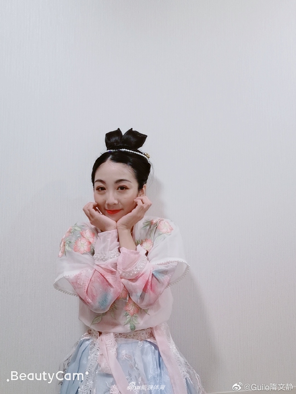 隋文静汉服自拍如仙女