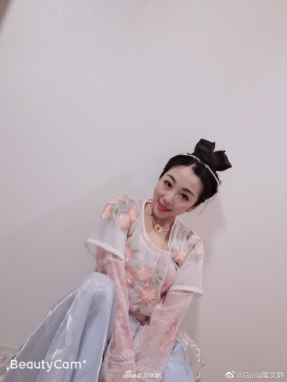 隋文静汉服自拍如仙女