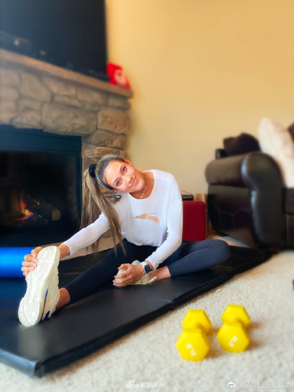 谷爱凌夏日运动大片