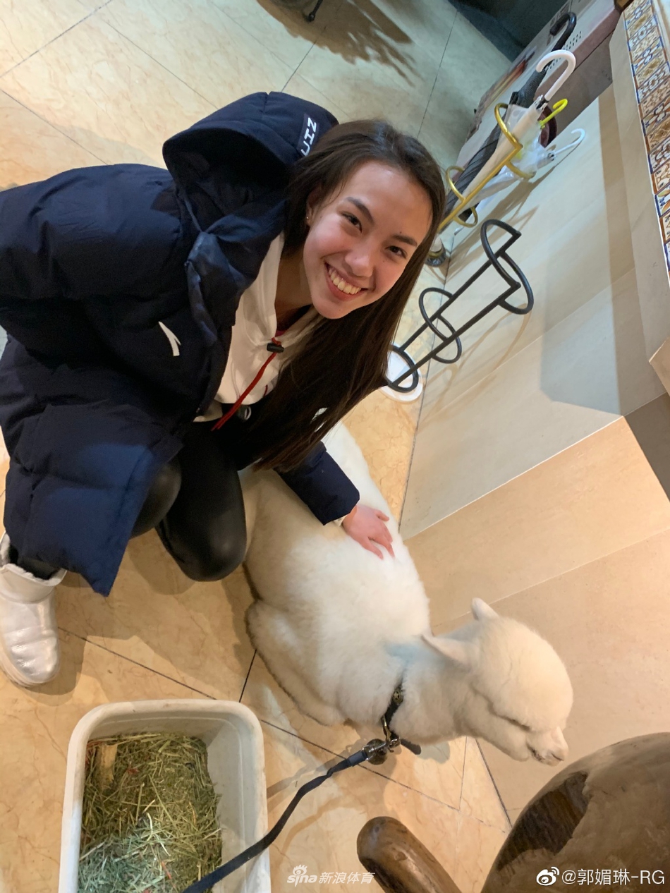 混血艺术体操少女获得中国国籍