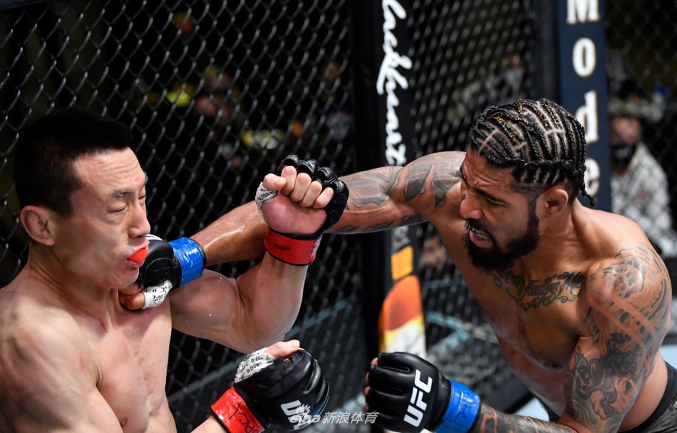 UFC宋克南首回合遭KO