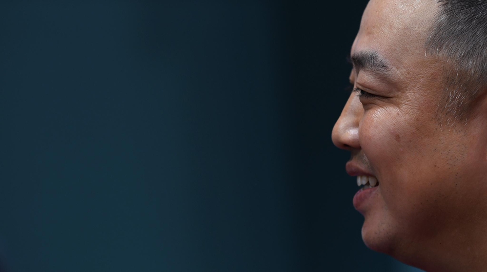 刘国梁“复出”接受媒体采访