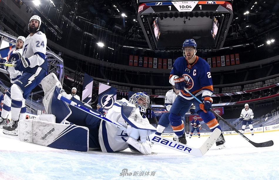 NHL坦帕湾闪电挺进总决赛