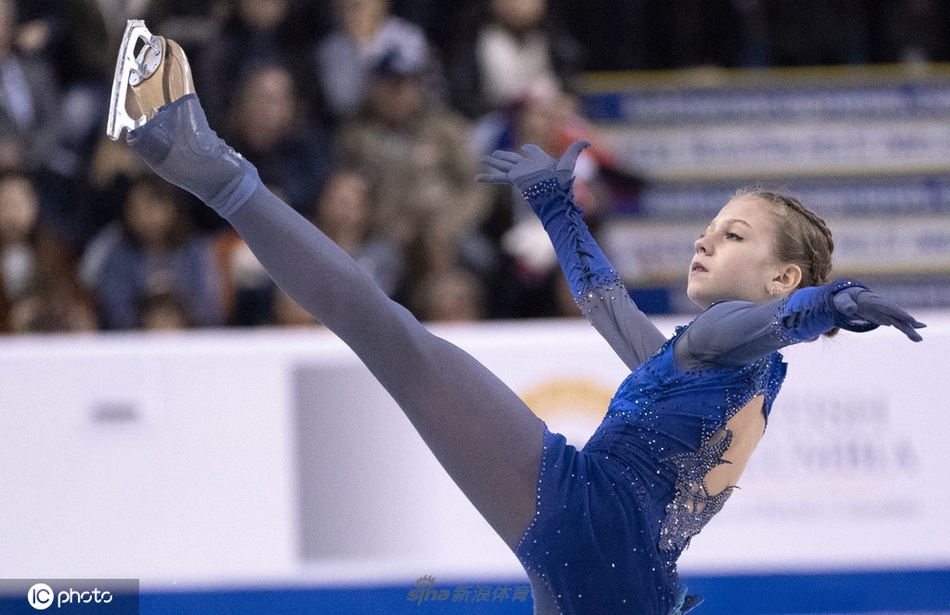 花滑大奖赛特鲁索娃逆天表演刷新两项世界纪录