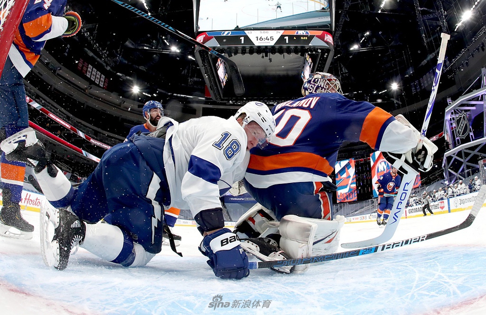 NHL坦帕湾闪电挺进总决赛