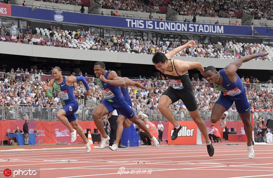 钻石联赛男子110米栏 谢文骏惊险夺冠