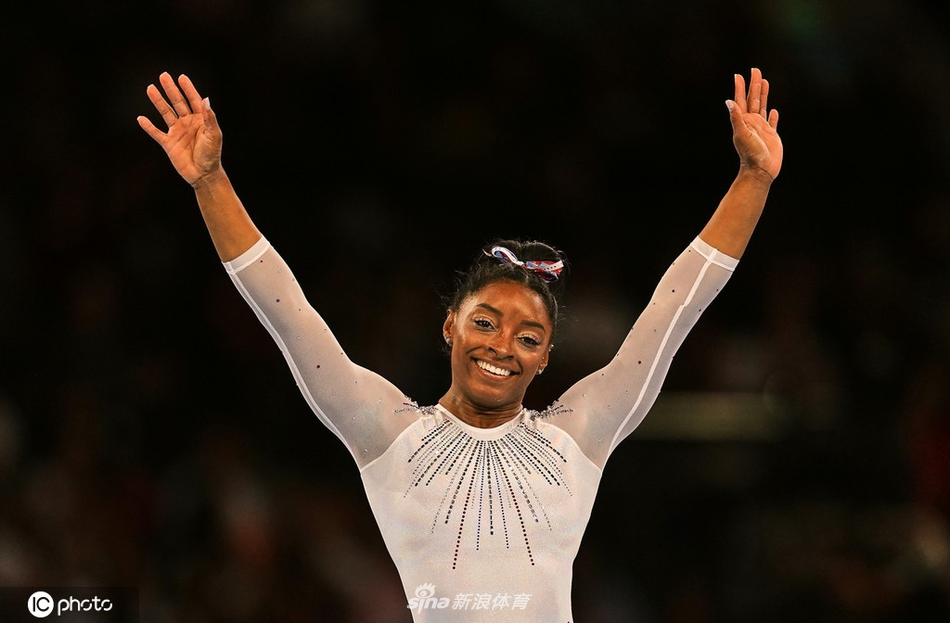 体操世锦赛女子全能 拜尔斯第五次封后