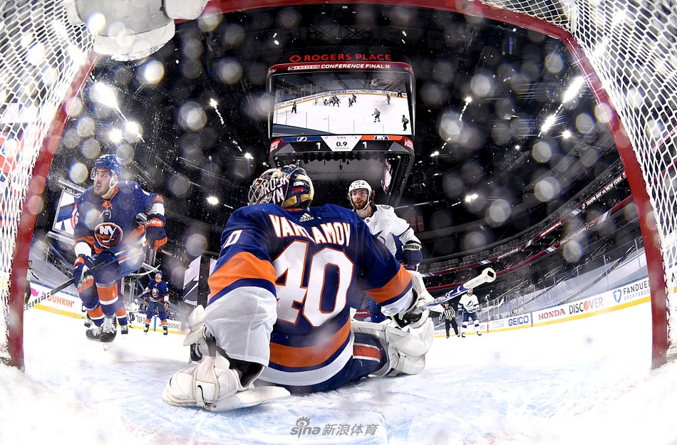 NHL坦帕湾闪电挺进总决赛