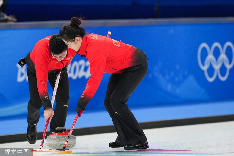 冬奥会冰壶混双中国7-6瑞士