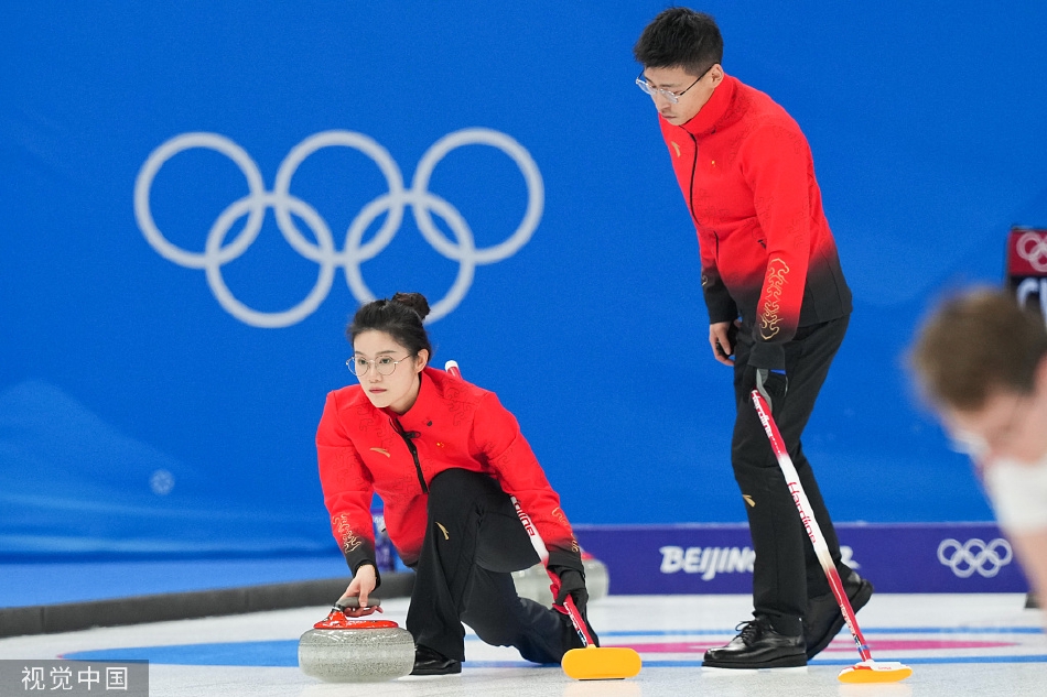 冬奥会冰壶混双中国7-6瑞士