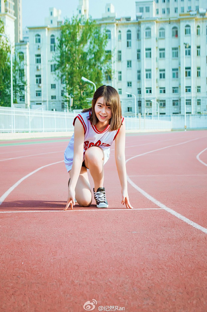 篮球少女催你来打球啦