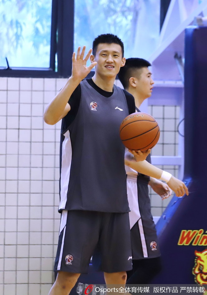 广东男篮训练备战