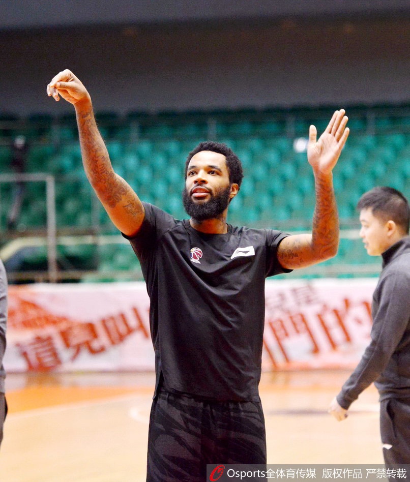 广东男篮备战训练