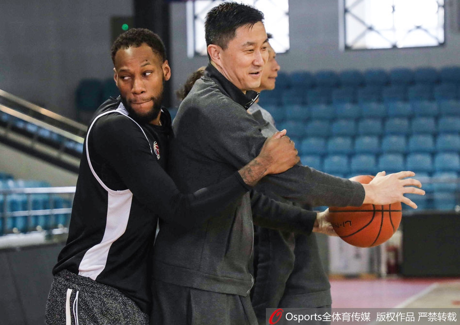 广东男篮训练备战